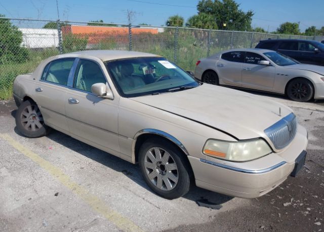 Lincoln Town Car