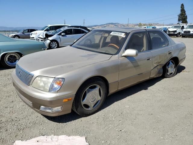 Lexus LS