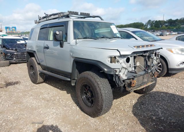 Toyota FJ Cruiser