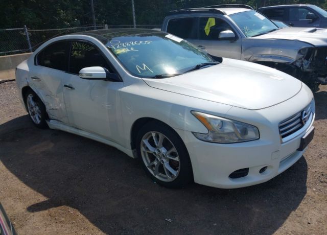 Nissan Maxima