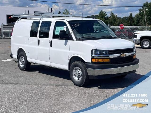 2025 CHEVROLET Express