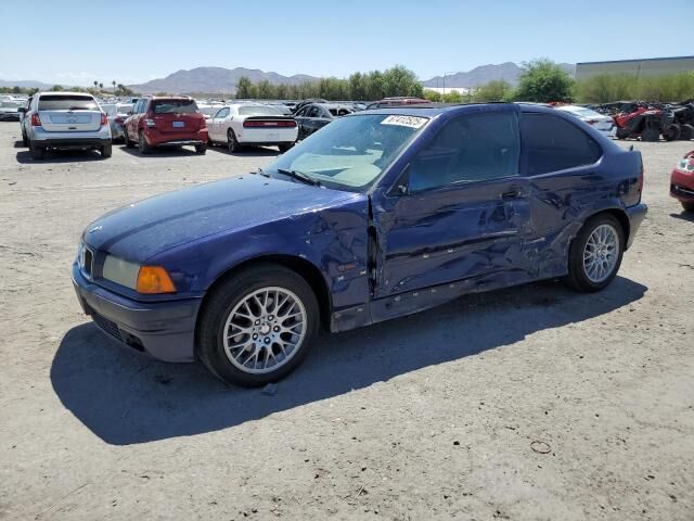 BMW 318ti