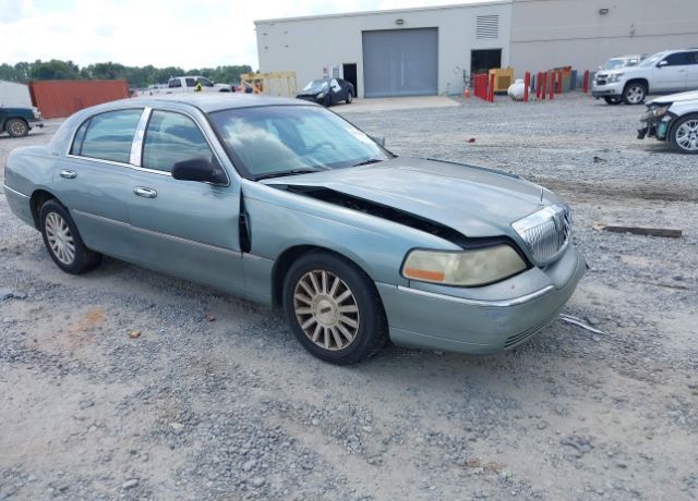 Lincoln Town Car