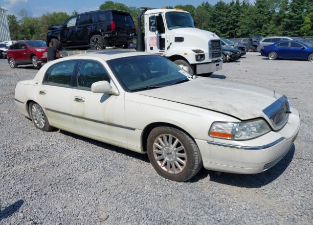 Lincoln Town Car