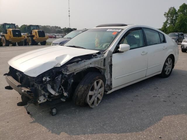 Nissan Maxima