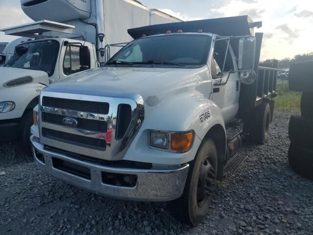 Ford F-750