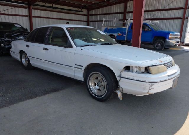 Ford Crown Victoria