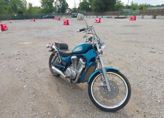 Suzuki VS800