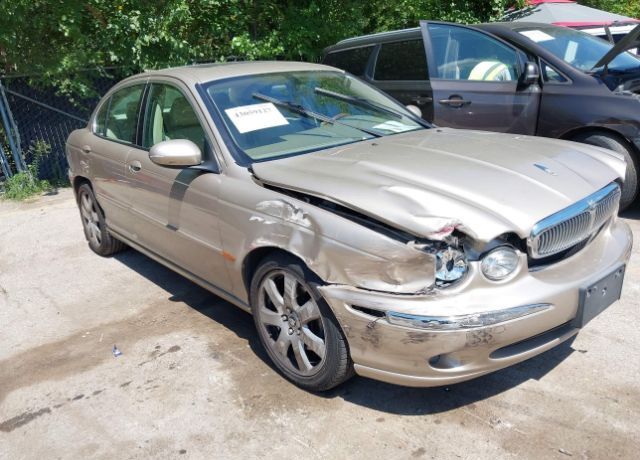 Jaguar X-Type