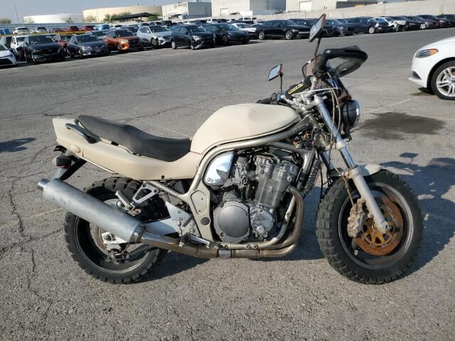 Suzuki GSF1200S