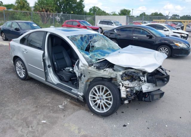 Volvo S40