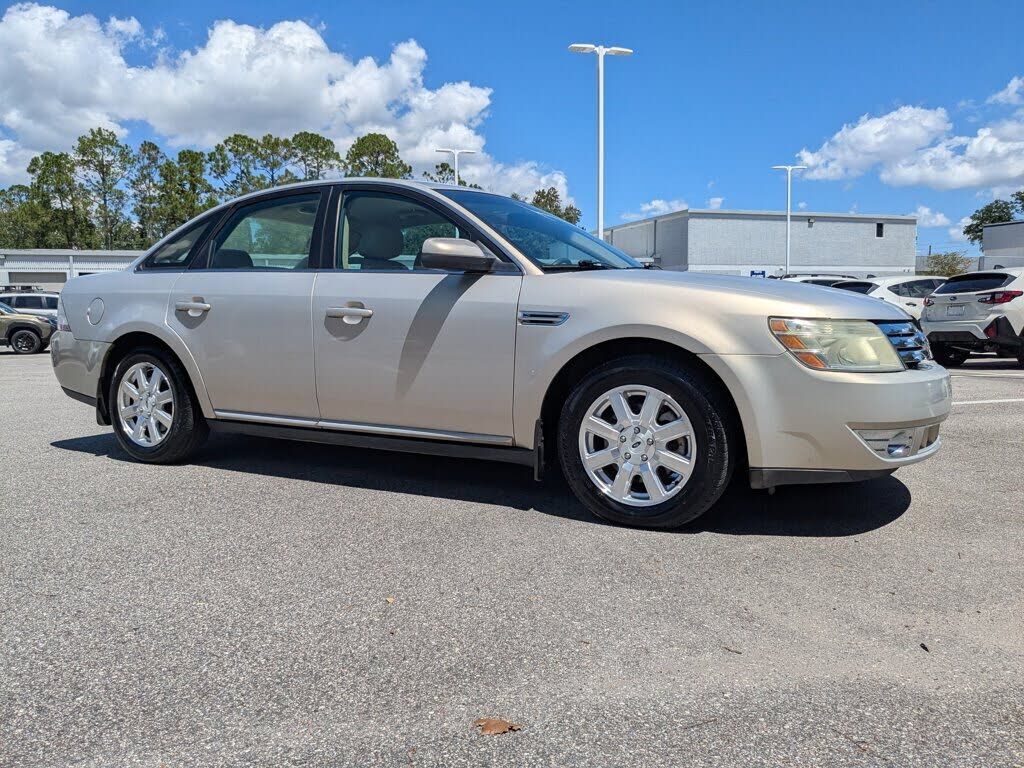 Ford Taurus