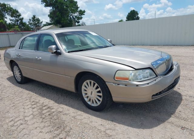 Lincoln Town Car