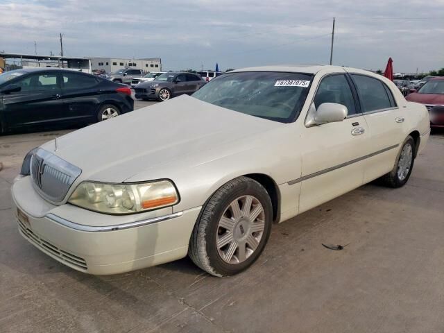 Lincoln Town Car