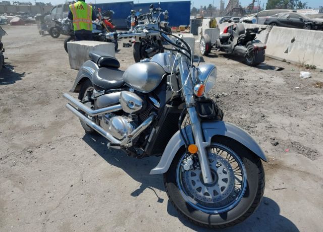 Suzuki VL800K