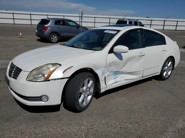 Nissan Maxima