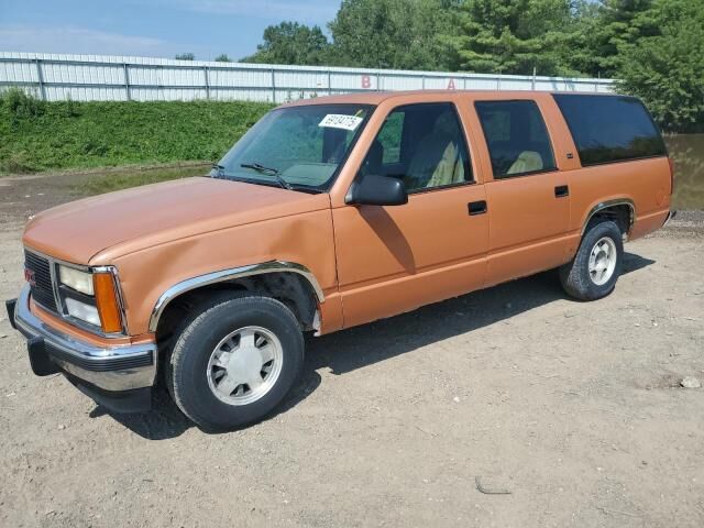 GMC Suburban