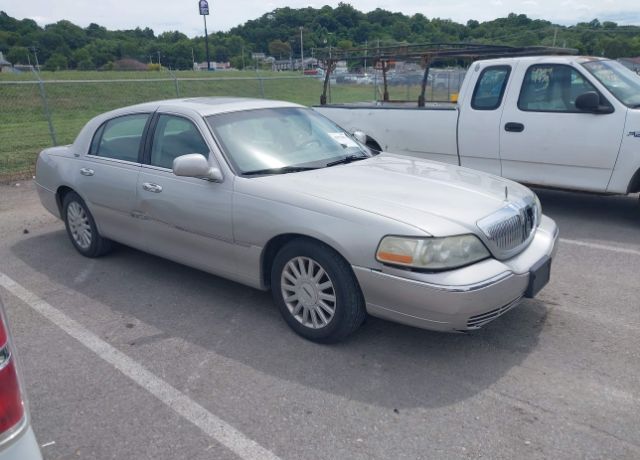 Lincoln Town Car