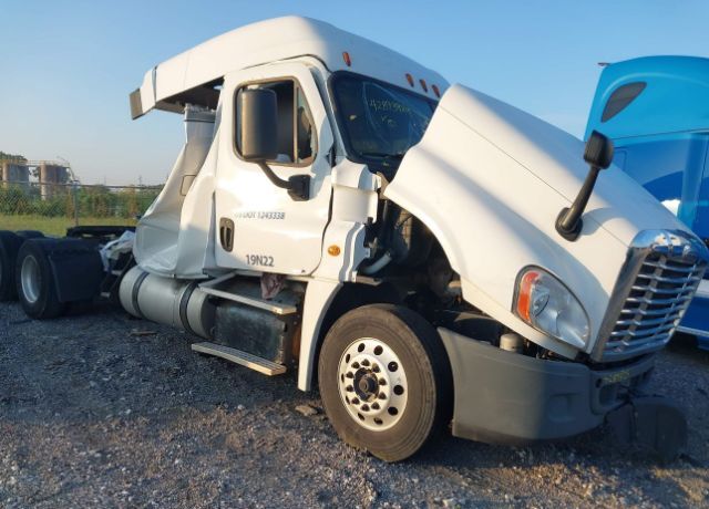 2019 FREIGHTLINER Cascadia