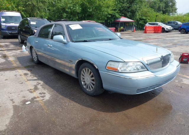 Lincoln Town Car