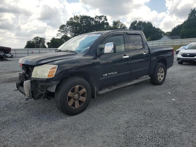 Nissan Titan