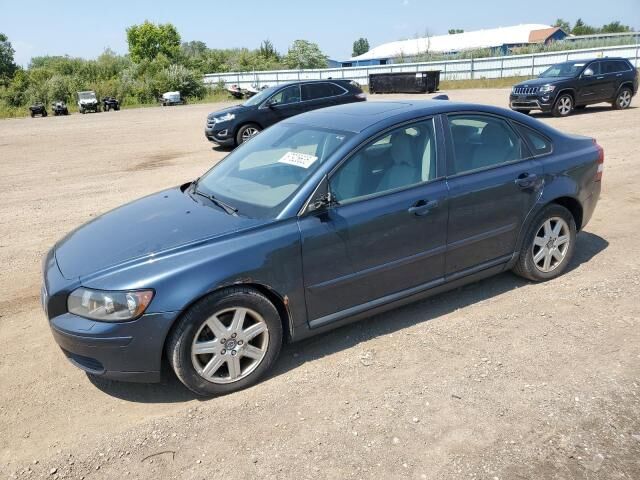 Volvo S40