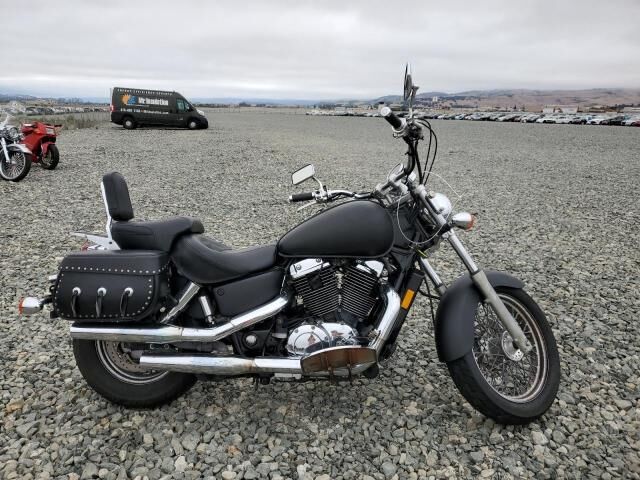 Honda VT1100C2 (SHADOW ACE)