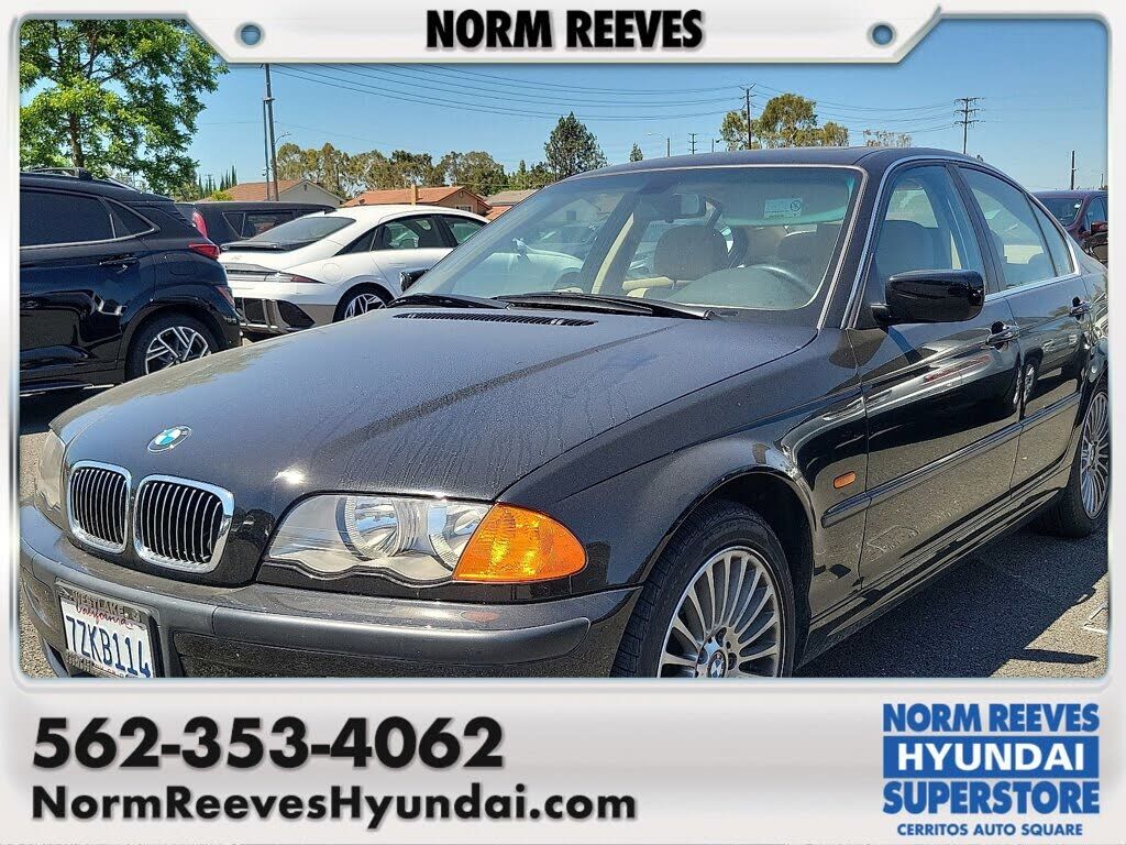 BMW 330i