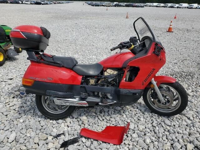Honda PC800 (PACIFIC COAST)