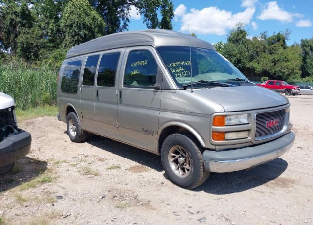 GMC Savana