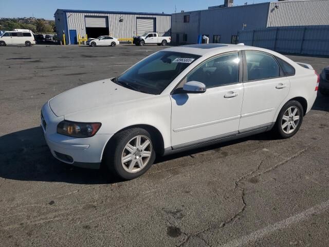 Volvo S40