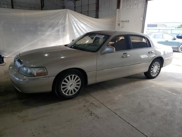 Lincoln Town Car