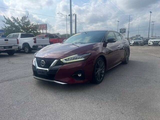 2019 NISSAN Maxima