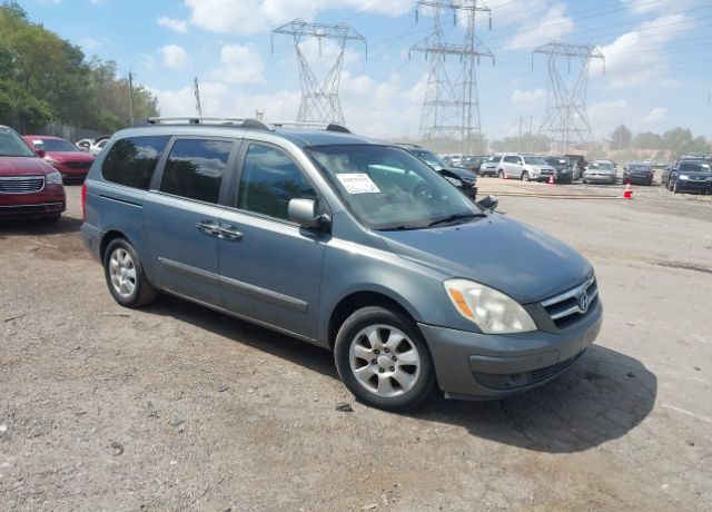 Hyundai Entourage