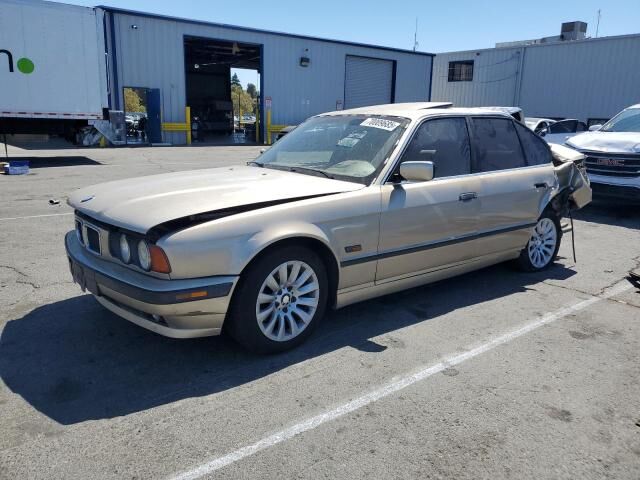 BMW 525i