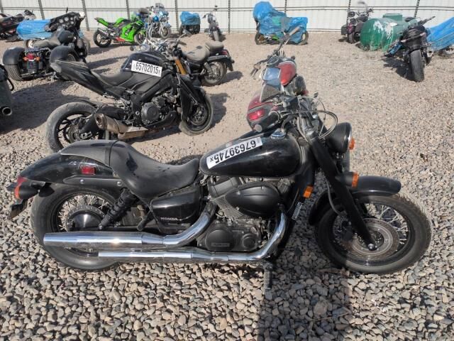 Honda VT750 (Shadow Phantom)