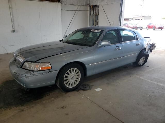 Lincoln Town Car