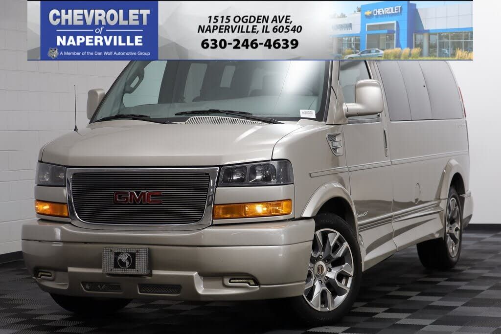 2022 GMC Savana