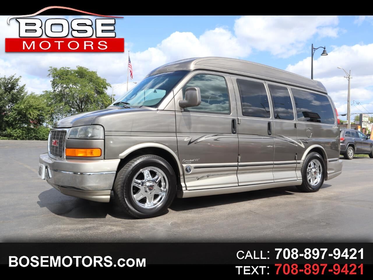GMC Savana