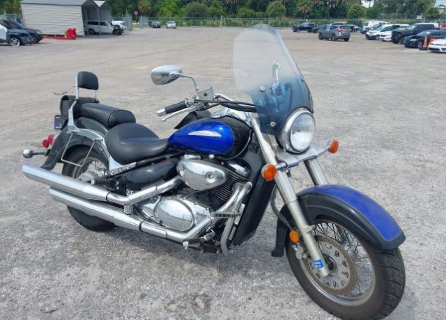 Suzuki VL800K