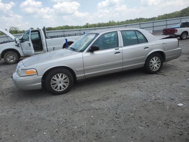 Ford Crown Victoria