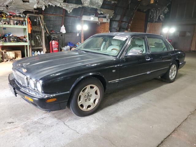Jaguar Vanden Plas