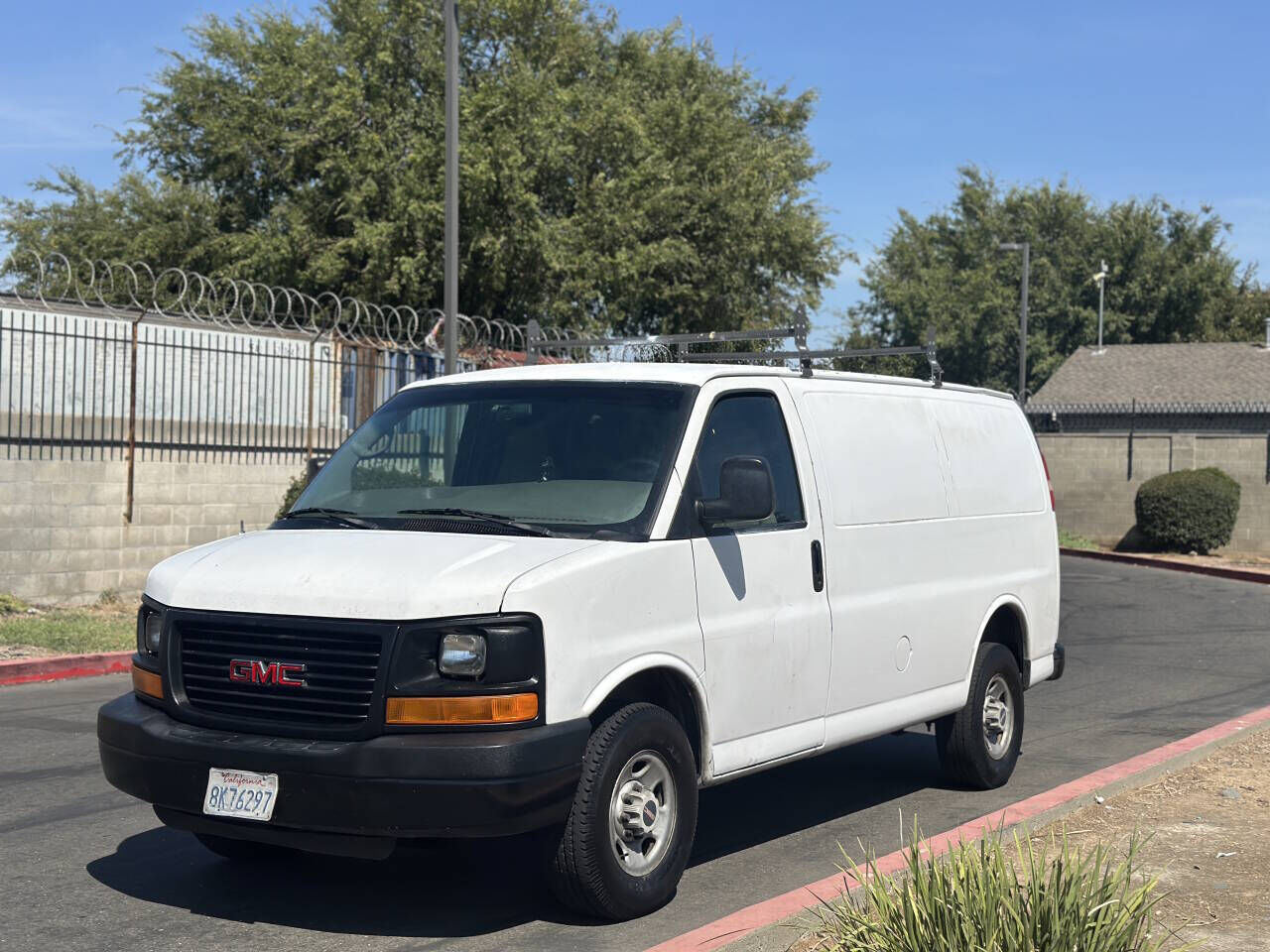 GMC Savana