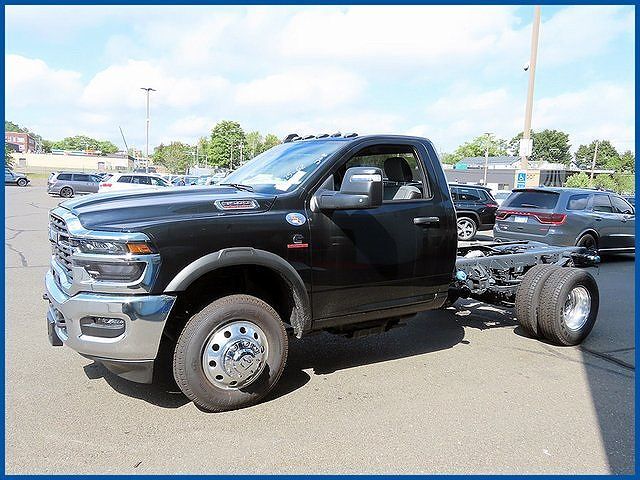 2025 RAM 3500