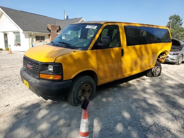 GMC Savana