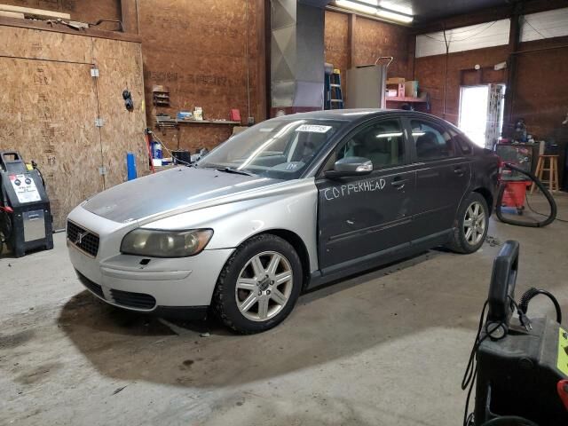 Volvo S40