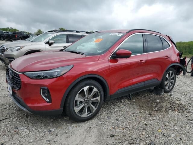 2023 FORD Escape