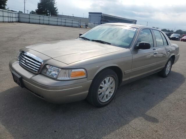 Ford Crown Victoria
