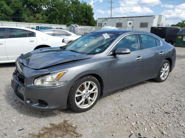 Nissan Maxima