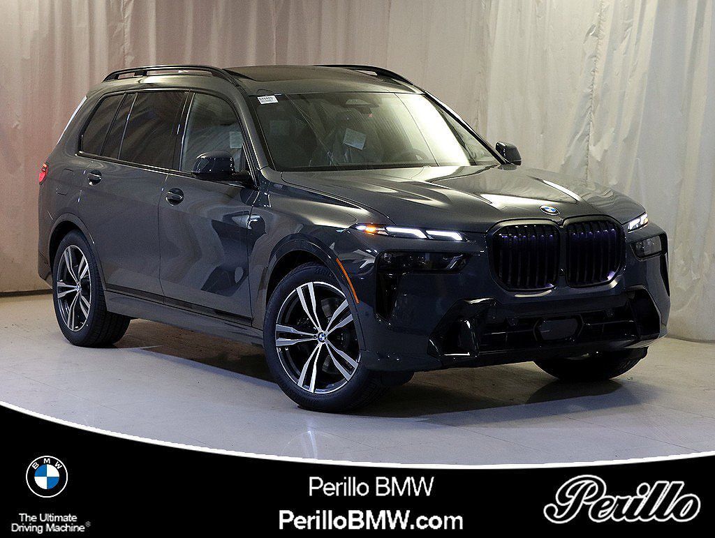 2026 BMW X7